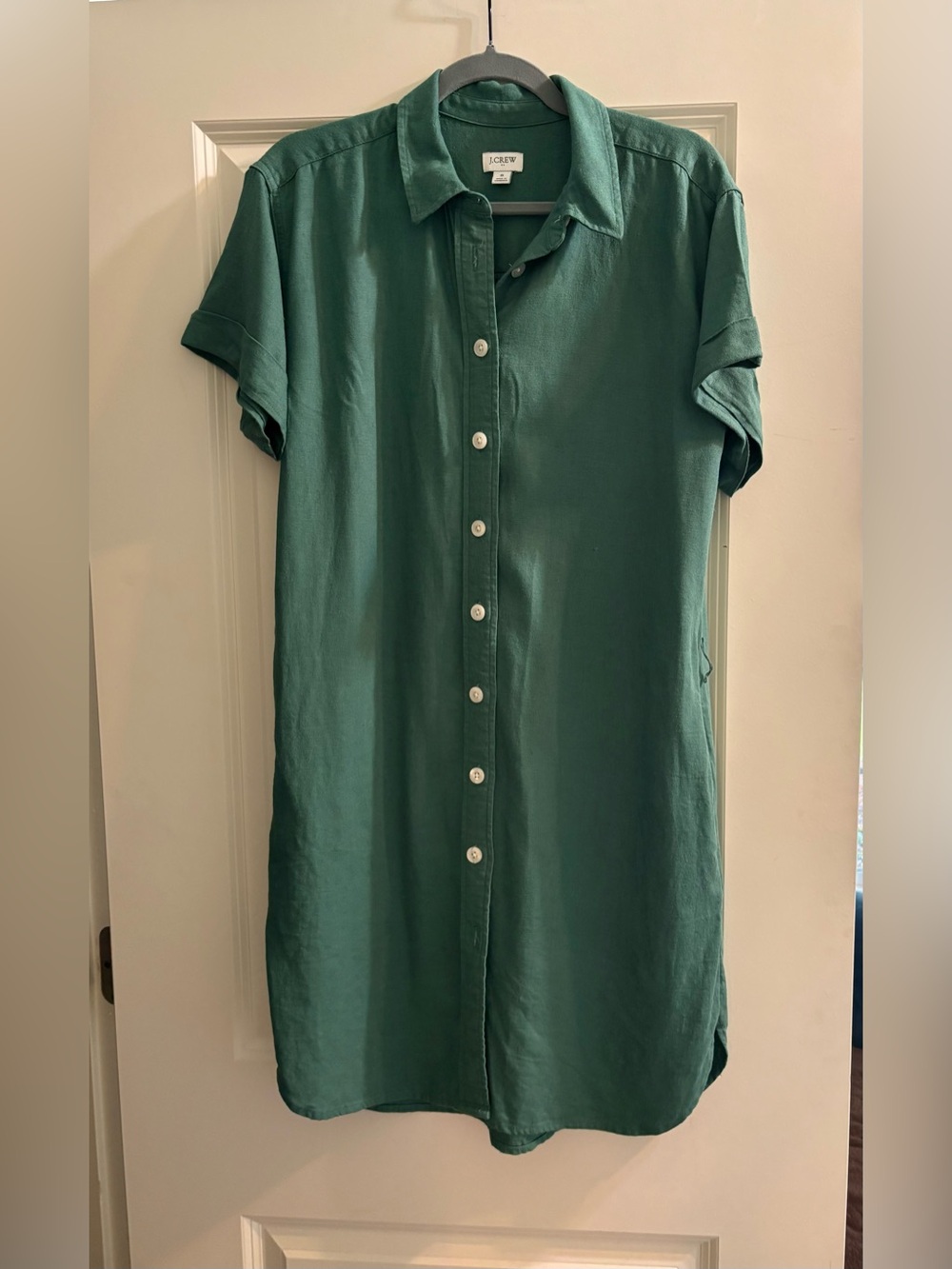J. Crew Linen blend belted mini shirtdress
Green size Small
Button up - Picture 6 of 8